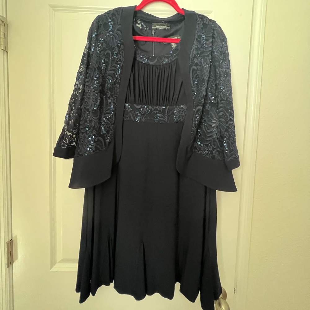 R&M petite navy dress 2 piece